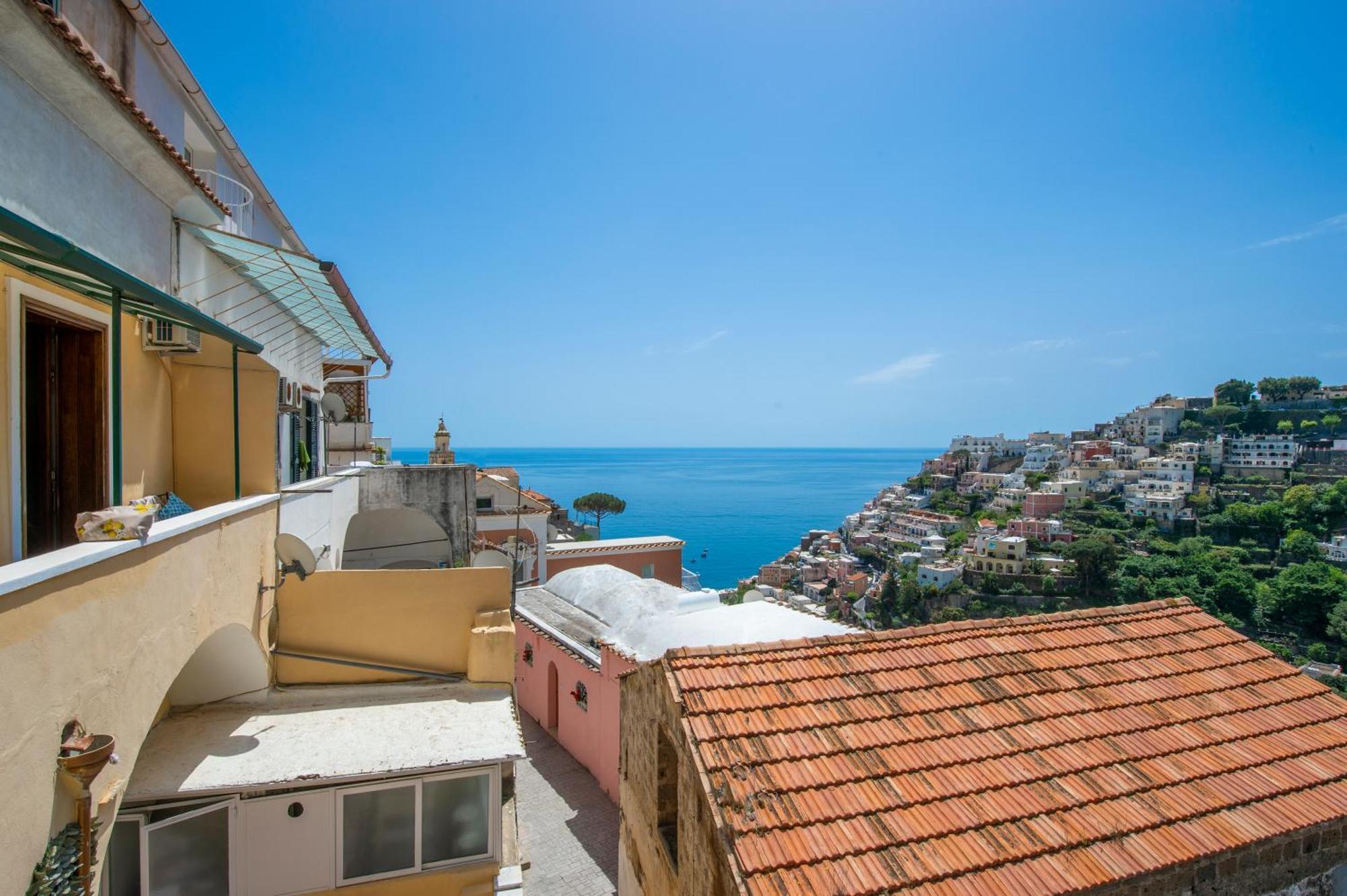 Amore Rentals - Casa Barbera A Positano Extérieur photo